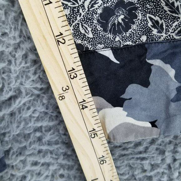 Express Shirt Womens Medium Gray Floral 100% Silk Kimono Sleeve V Neck Blouse - Picture 7 of 9